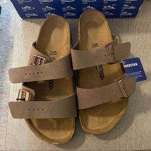 NWT Birkenstock Arizona Women size 11 Men size 9